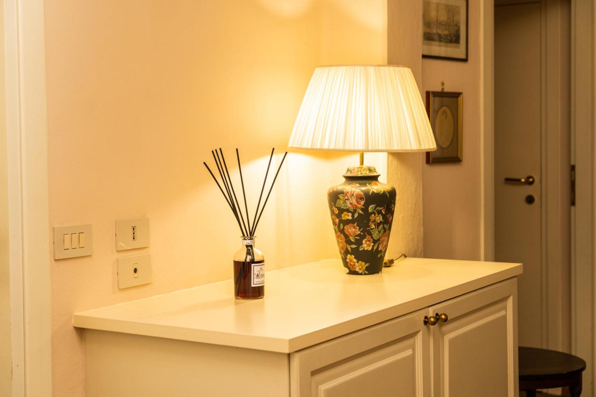Il Gallo - Charming Apartment In Lucca Heart Buitenkant foto