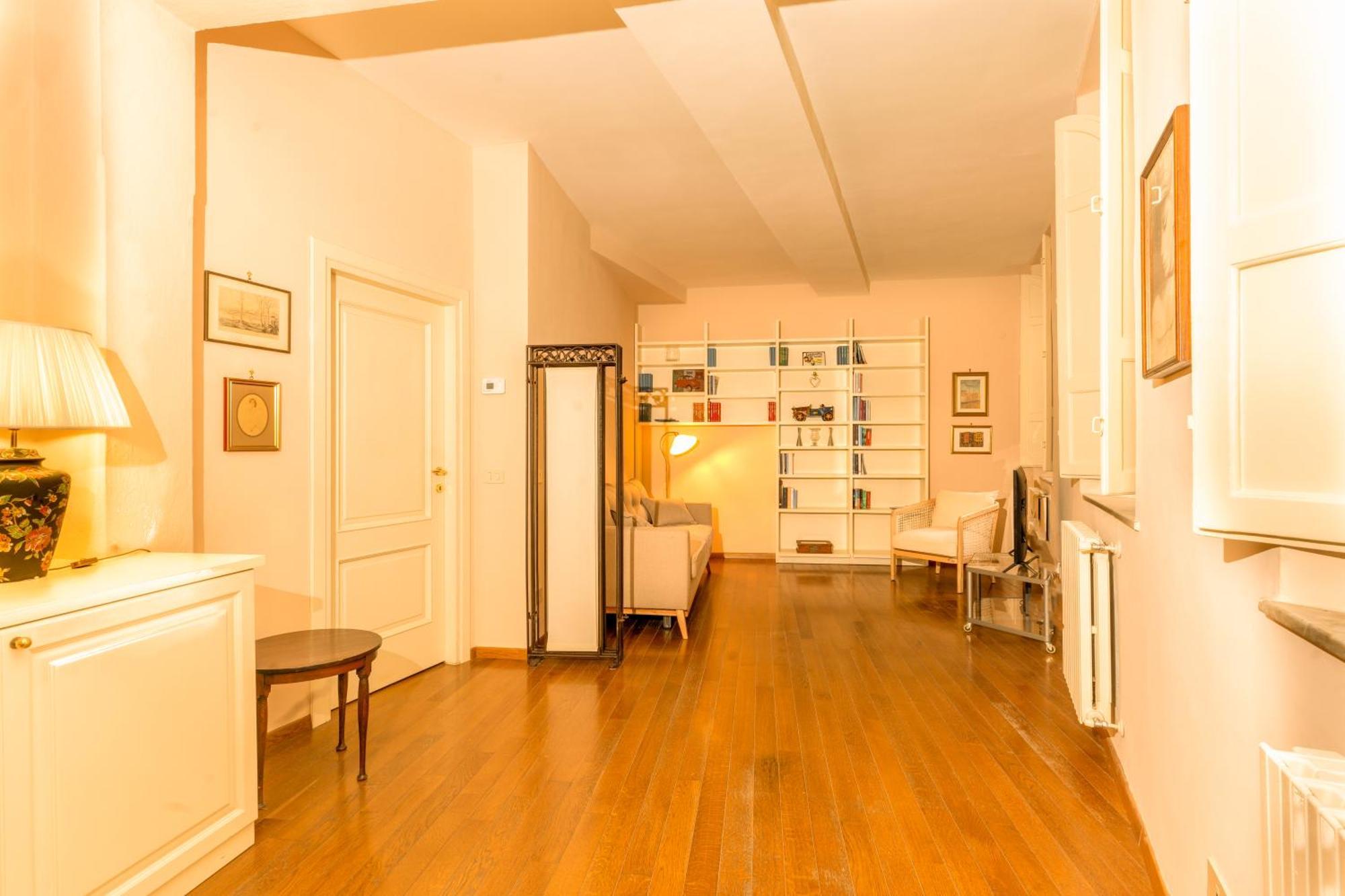 Il Gallo - Charming Apartment In Lucca Heart Buitenkant foto